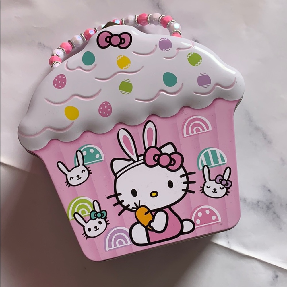 Hello Kitty Box